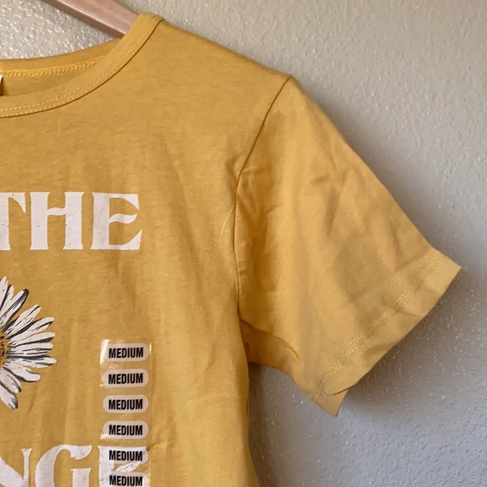Be The Change Daisy Graphic Yellow Tee- M - Picture 4 of 6